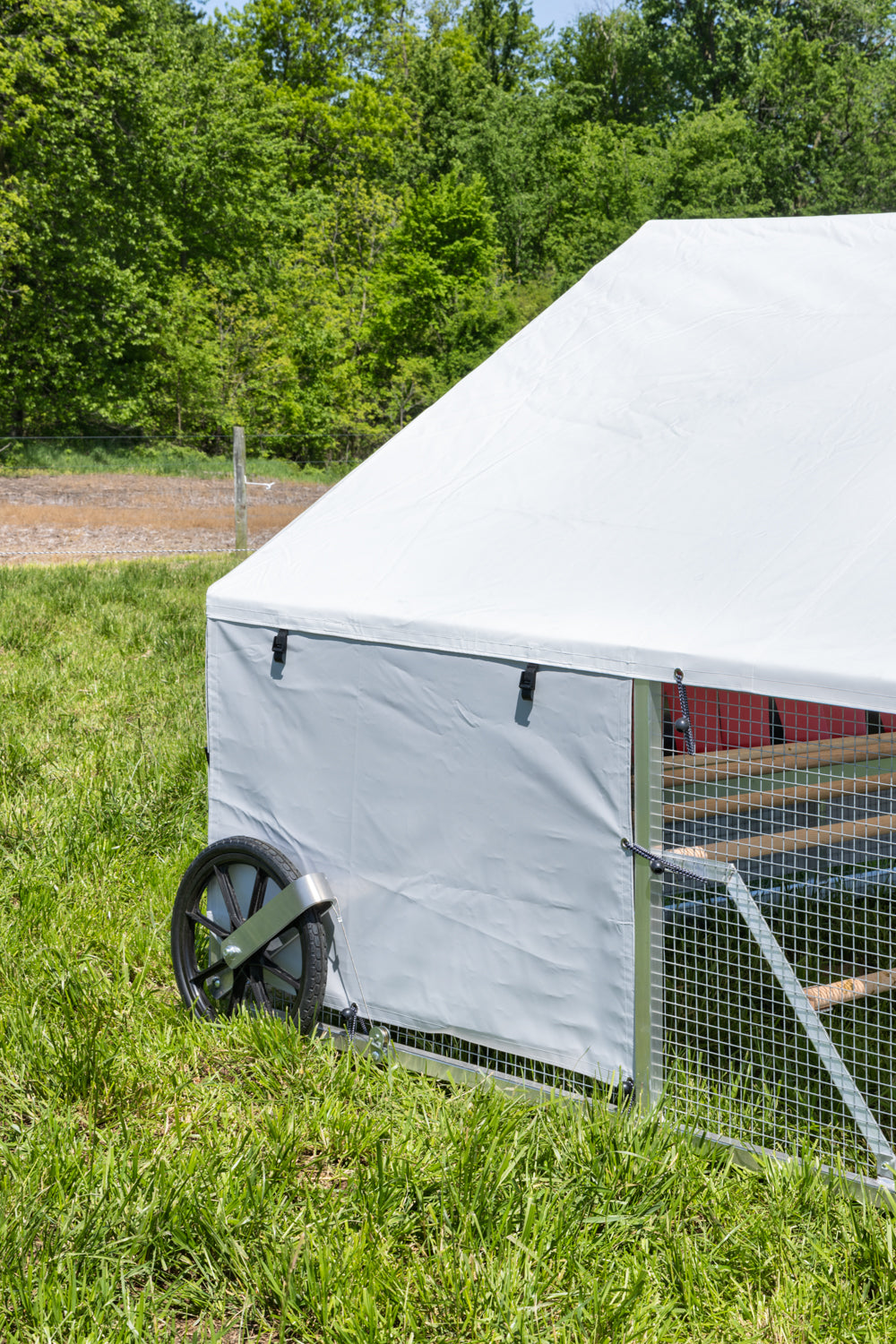 10 × 12 Alumi-Coop